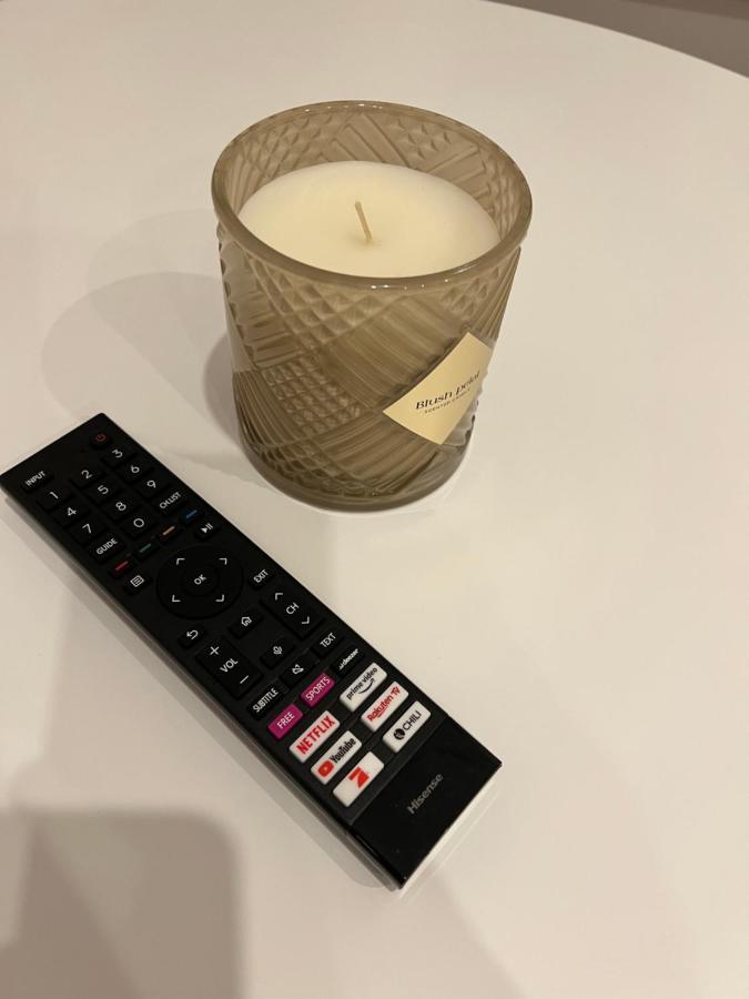 Apartment Near Metro & Netflix Wenen Buitenkant foto